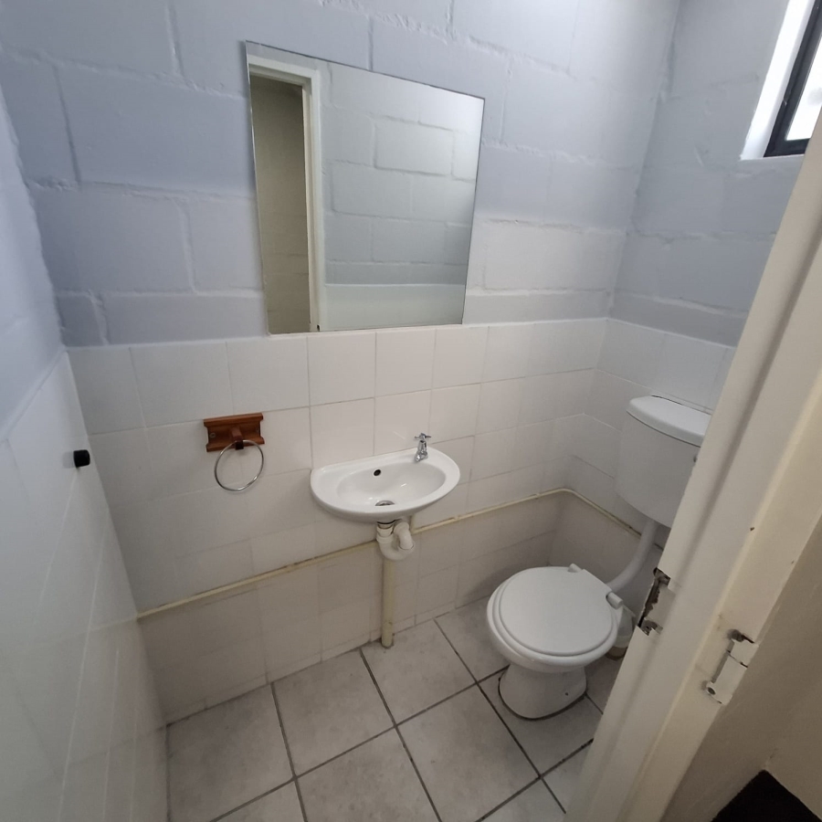 To Let commercial Property for Rent in Montague Gardens Western Cape